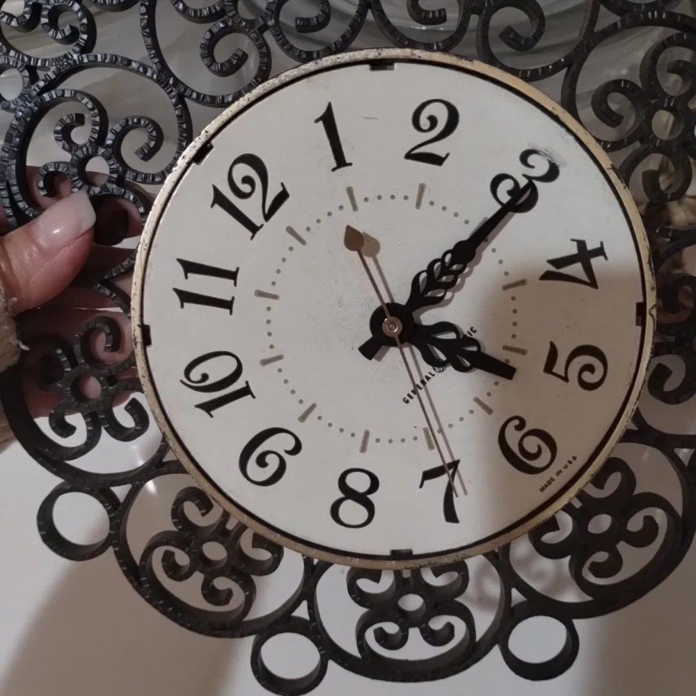 1950s Vintage General Electric GE Wall Clock Ornate Scroll Model 2151 Retro MCM